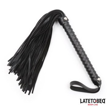 Textured Handle Flogger Black 48.5cm