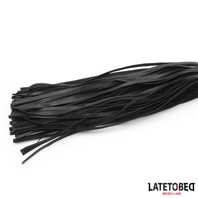 Textured Handle Flogger Black 48.5cm