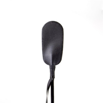Oval-shaped synthetic leather whip