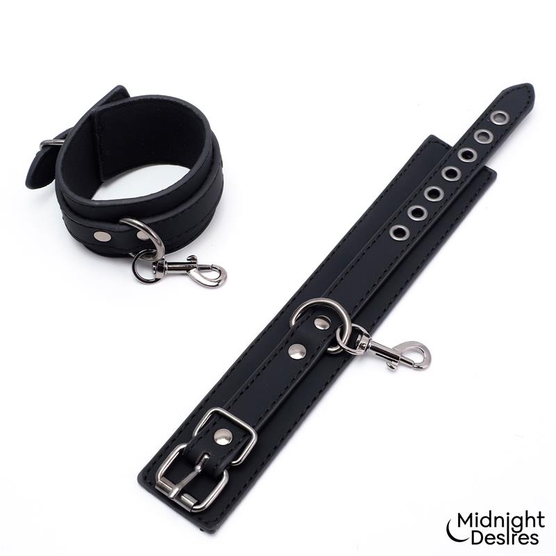 Restrain Set with Hand and Thigh Cuffs