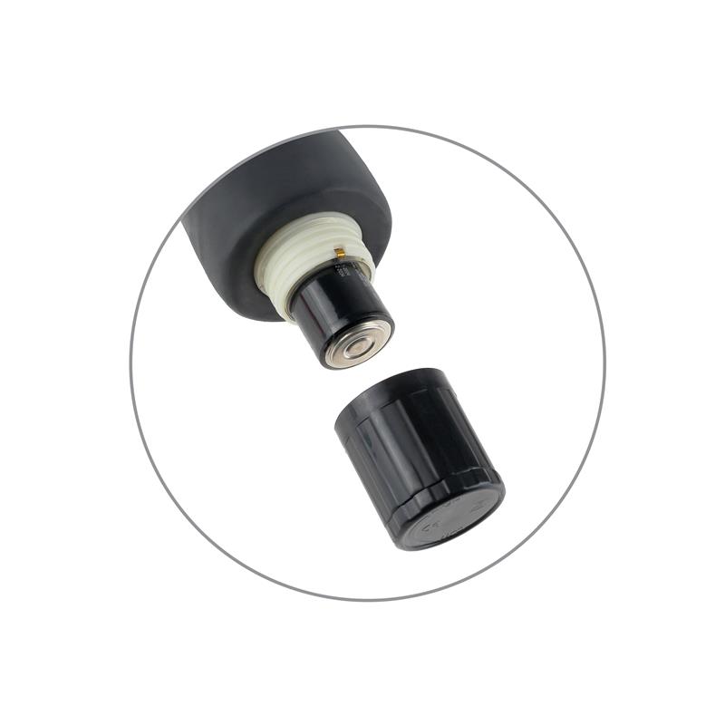 Realistic Vibe No. 9 Black