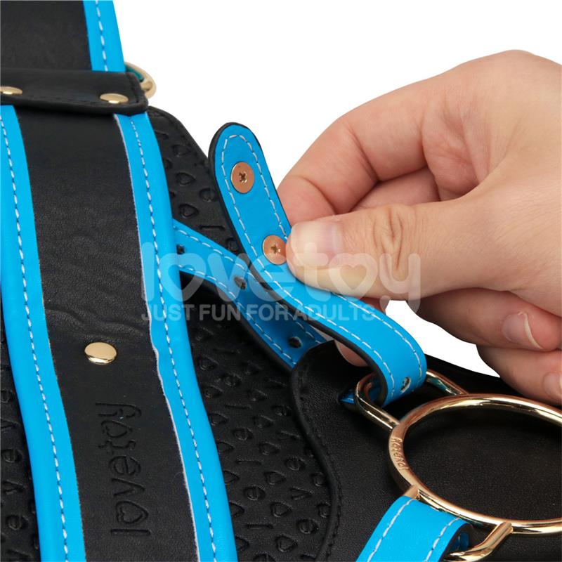 Strap On with Vibrating Dildo 9.5