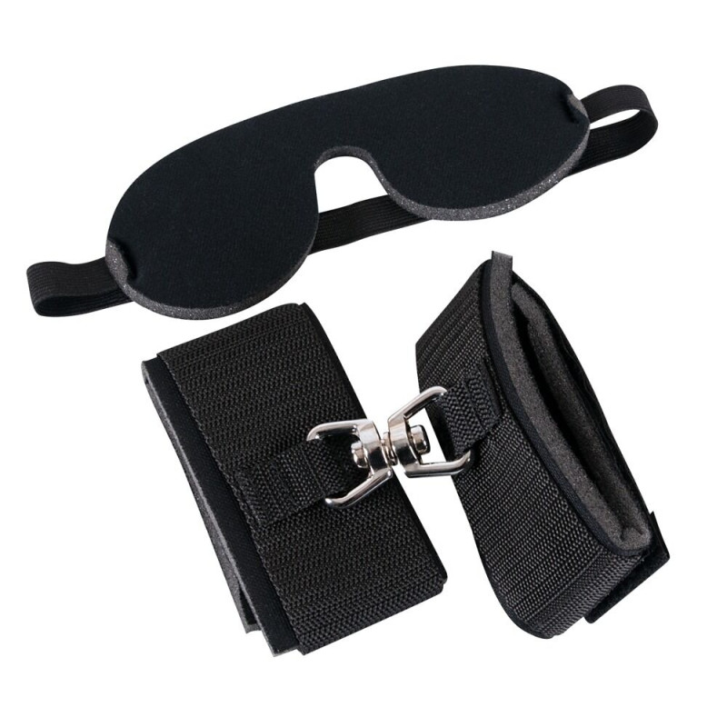 Bad kitty bondage kit