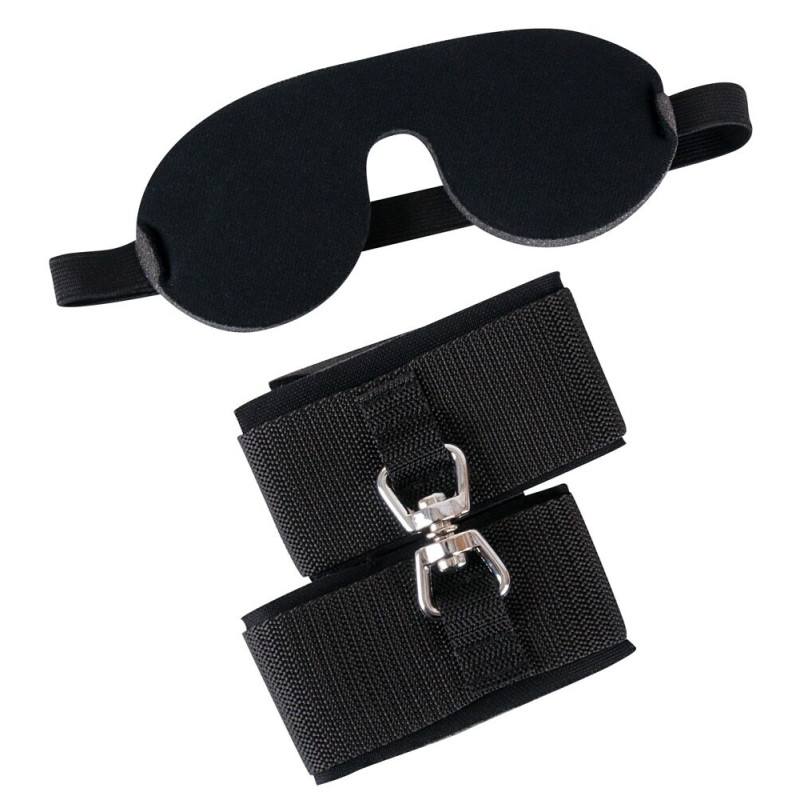 Bad kitty bondage kit