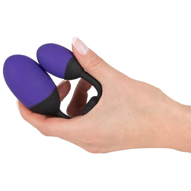Vibrating Pussy & Ass Balls
