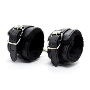  Fur Lined Adjustable Handcuffs 30 cm Black